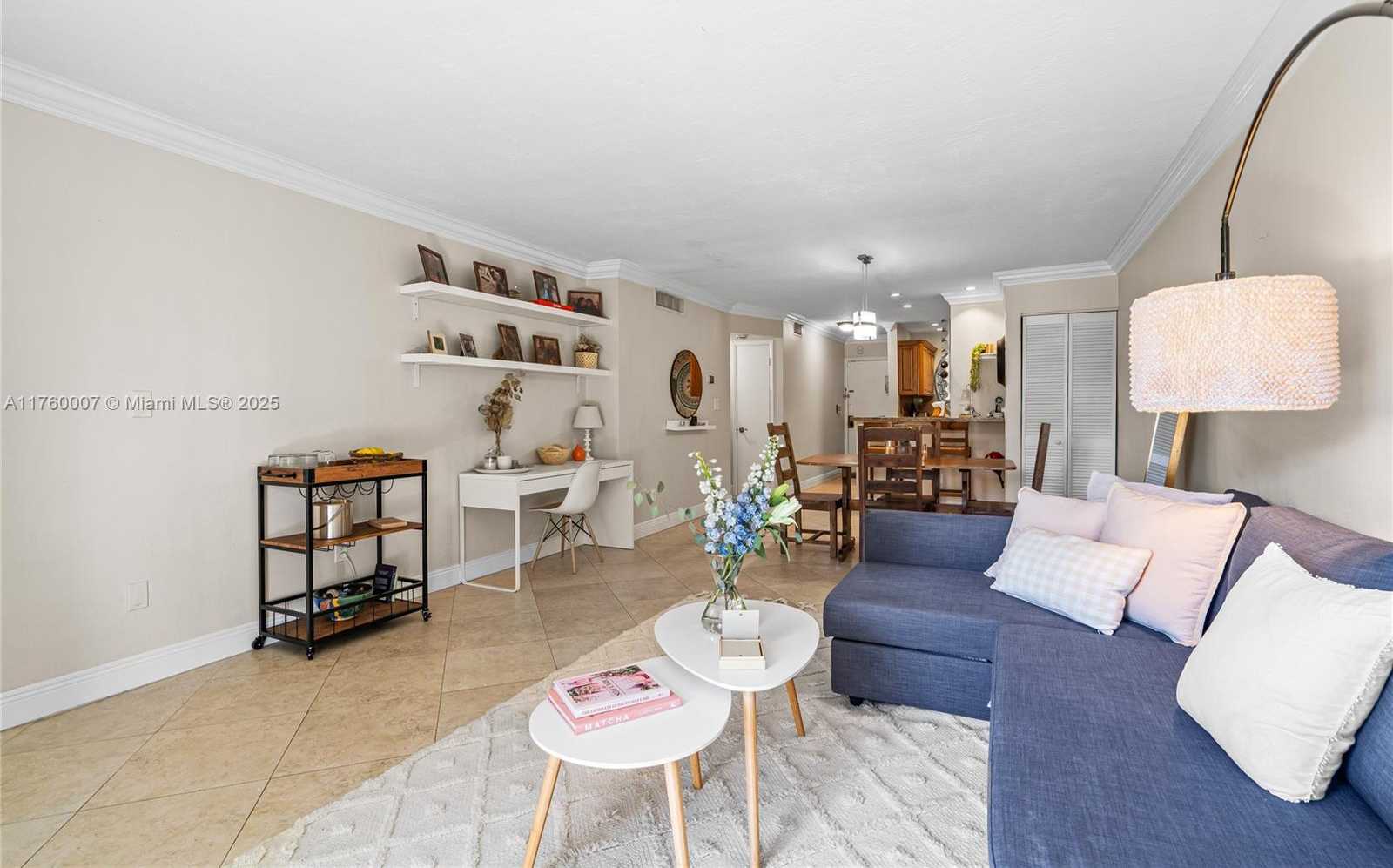 Small Image of 6815 EDGEWATER DR #104, Coral Gables Number 4