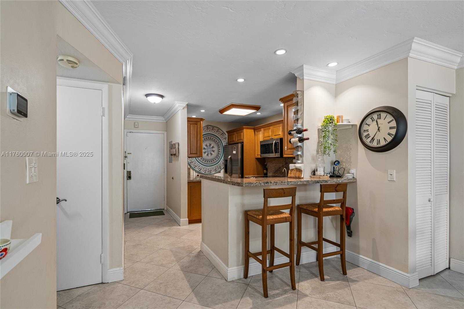 Small Image of 6815 EDGEWATER DR #104, Coral Gables Number 9