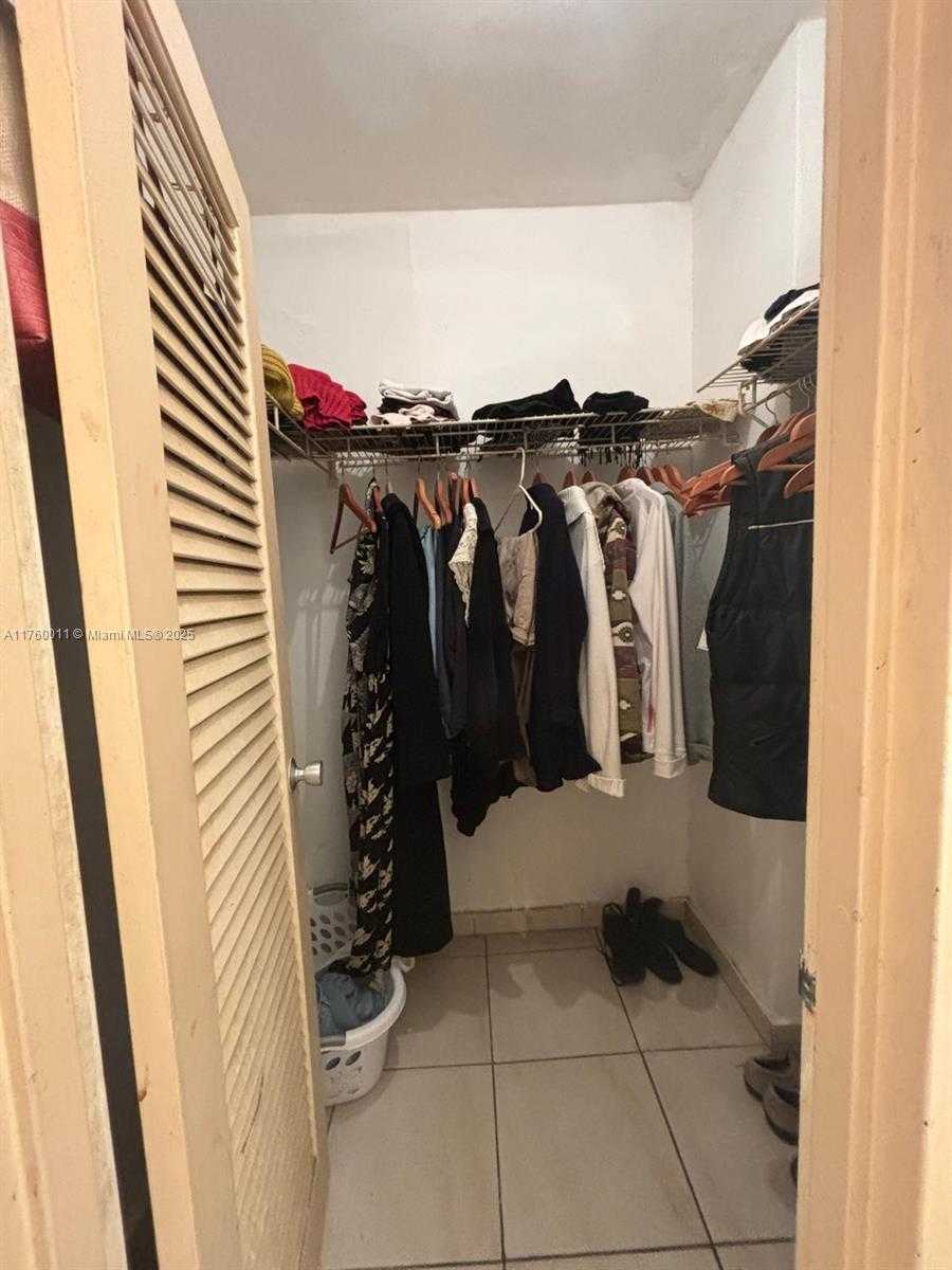Small Image of 100 LINCOLN RD #329, Miami Beach Number 14