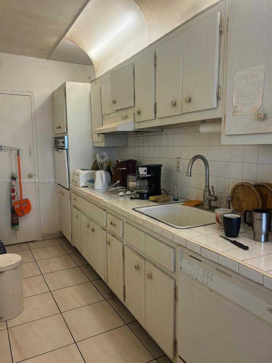 Small Image of 100 LINCOLN RD #329, Miami Beach Number 19