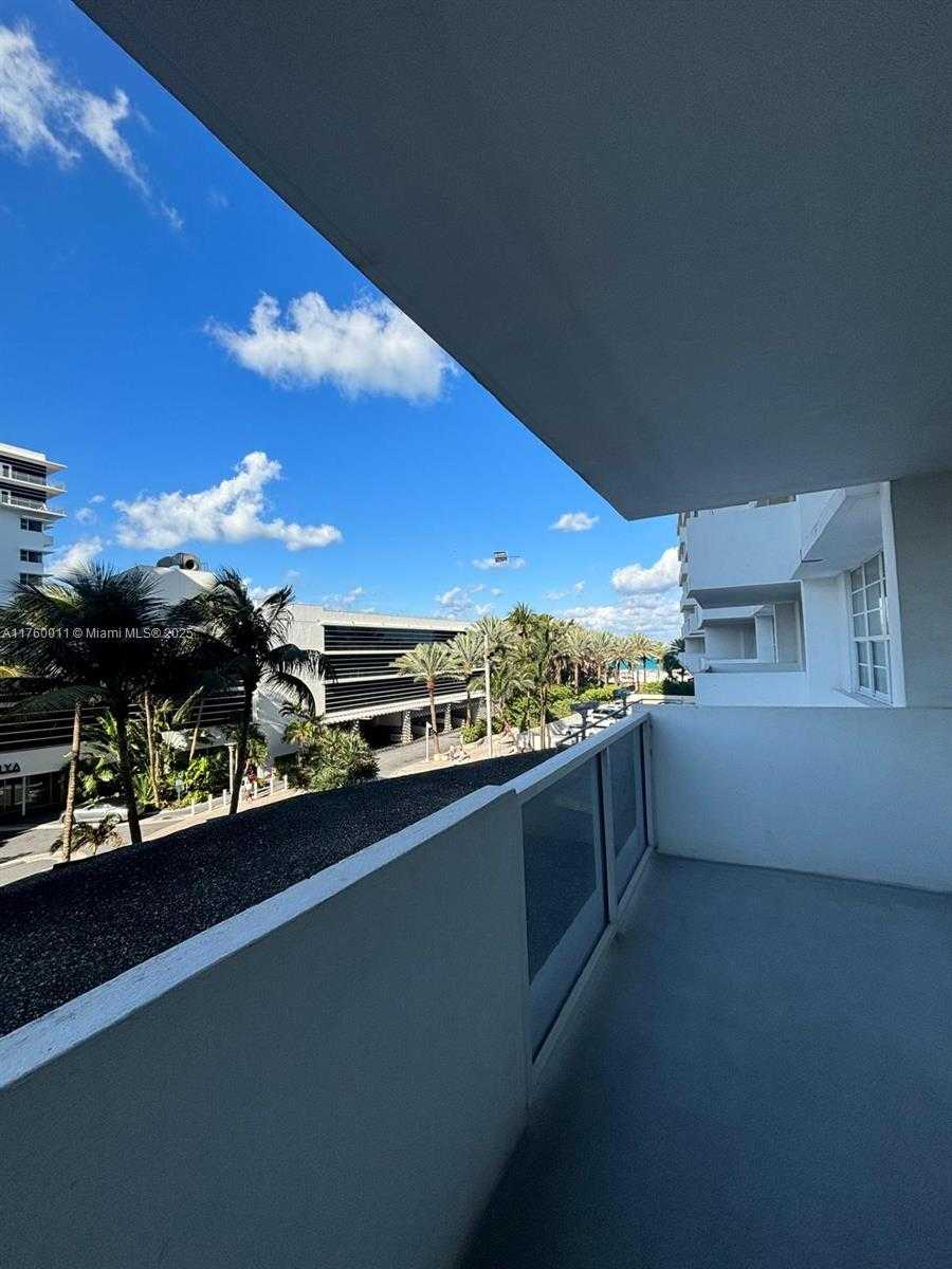Small Image of 100 LINCOLN RD #329, Miami Beach Number 22