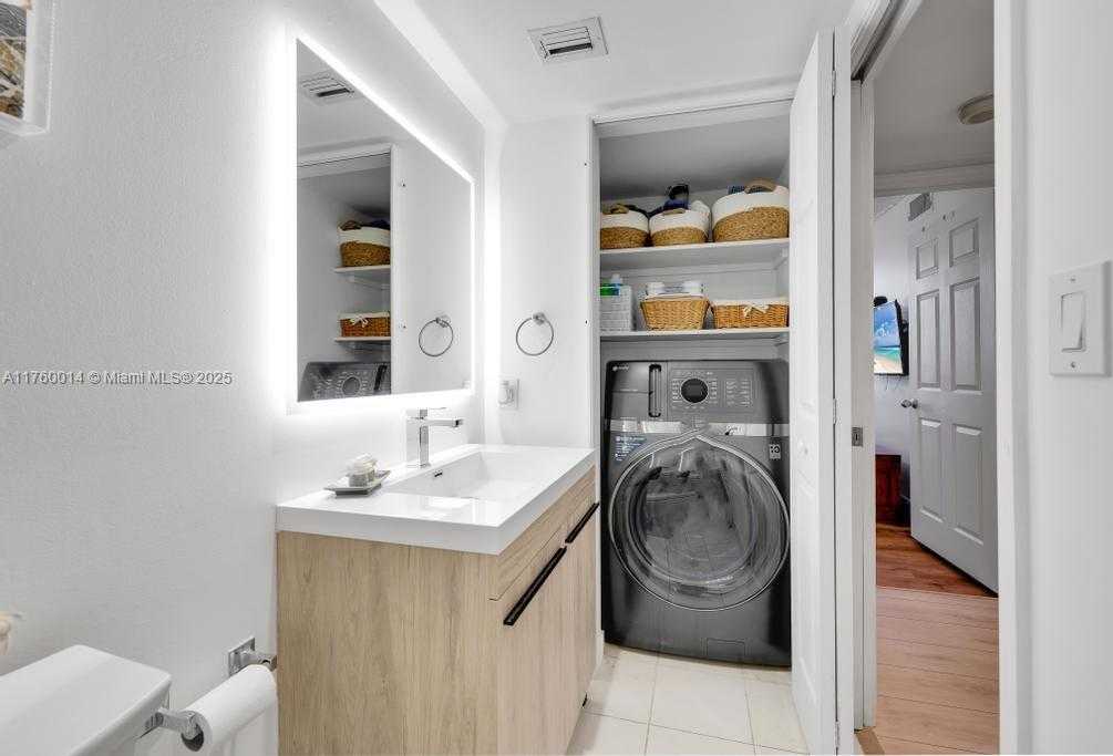 Imagen de Pequeño Objeto