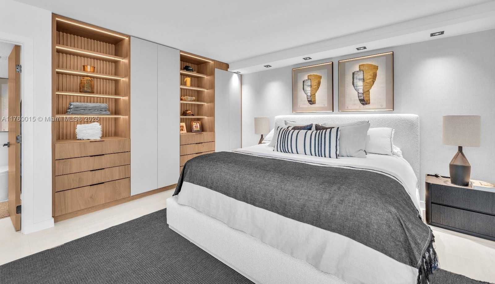 Small Image of 100 BAYVIEW DR #216, Sunny Isles Beach Number 15