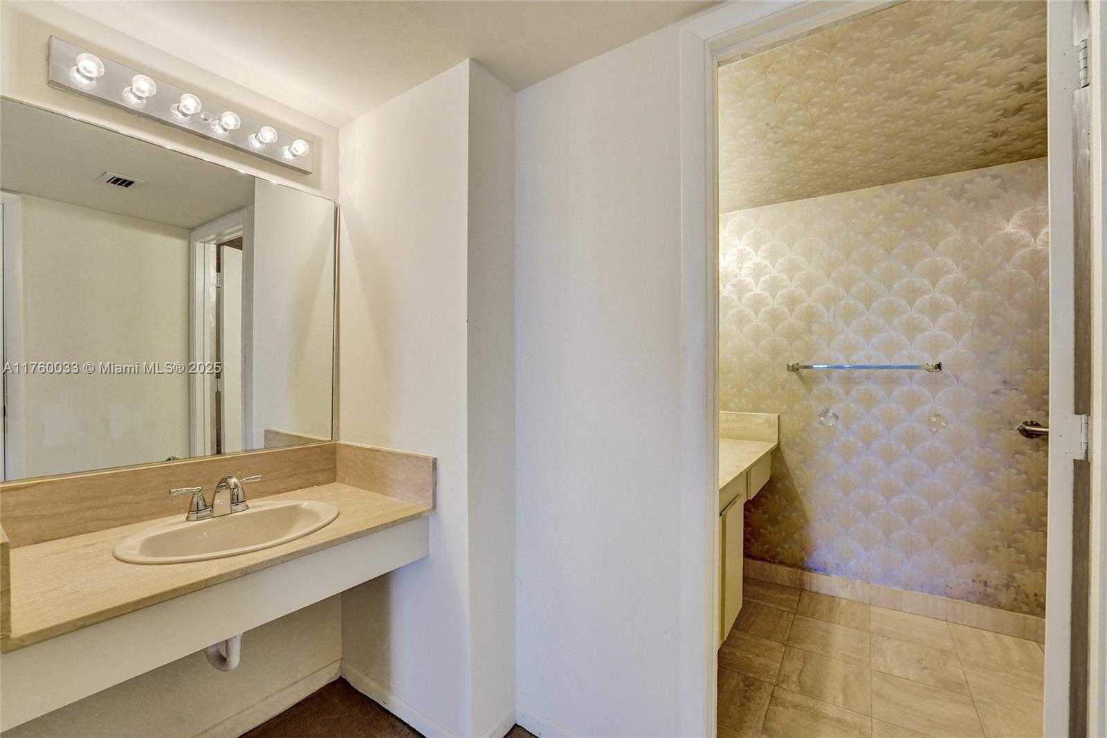 Small Image of 1201 SOUTH OCEAN DR #908S, Hollywood Number 22