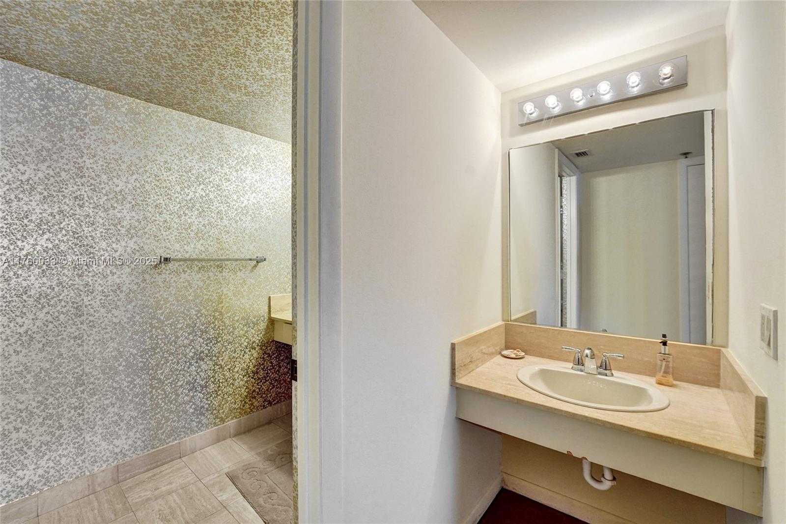 Small Image of 1201 SOUTH OCEAN DR #908S, Hollywood Number 27