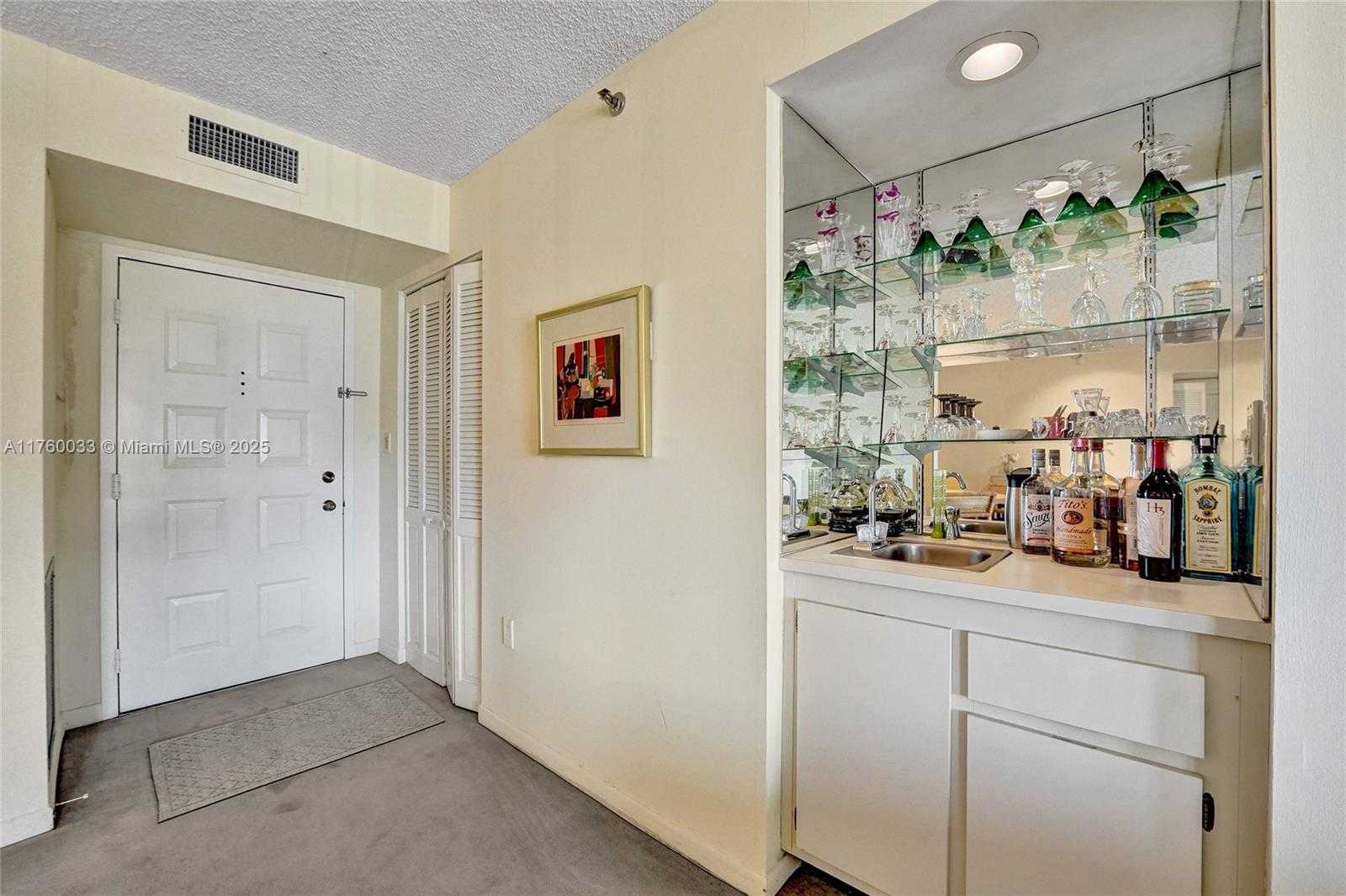 Small Image of 1201 SOUTH OCEAN DR #908S, Hollywood Number 32