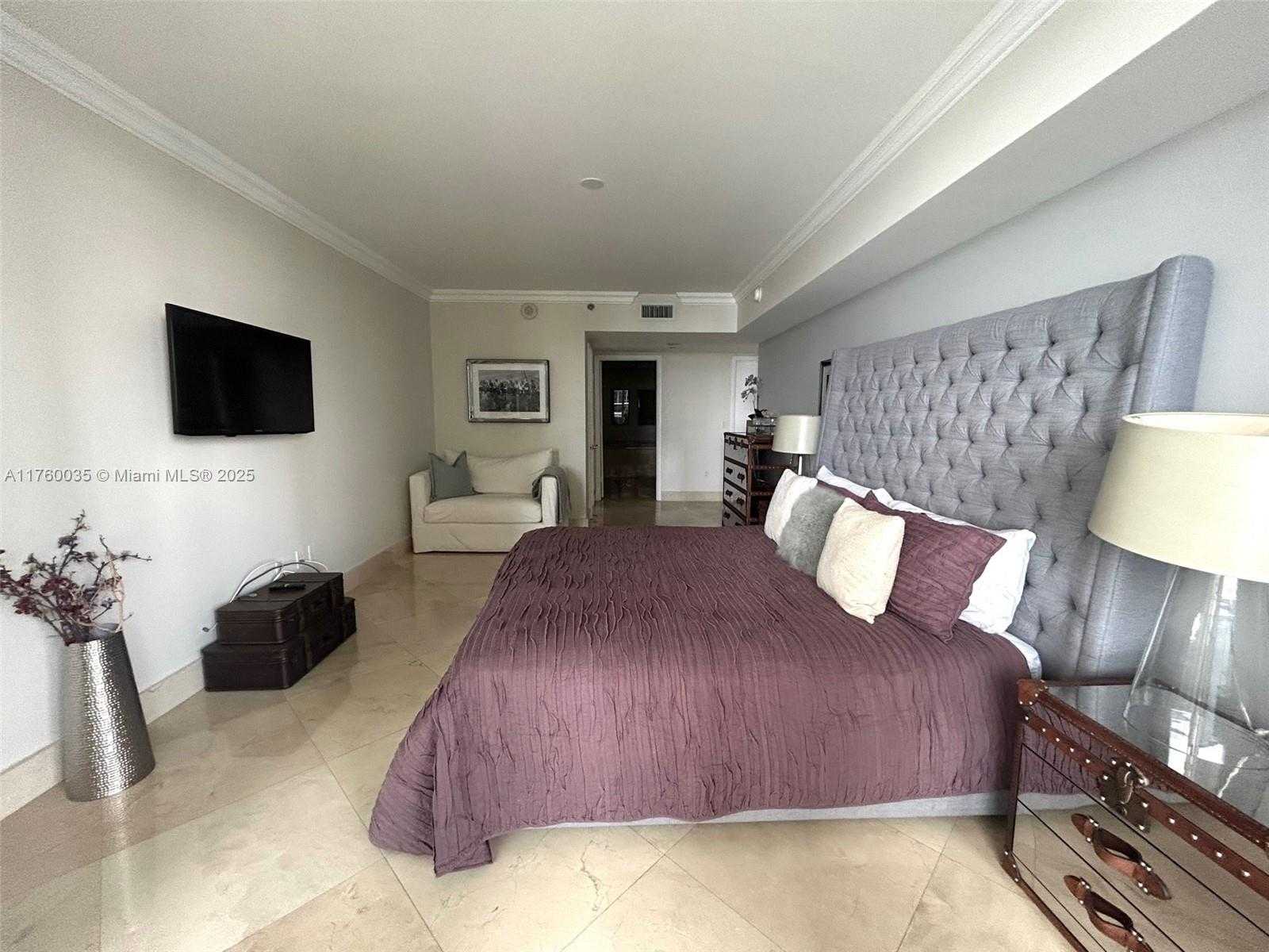 Small Image of 1830 SOUTH OCEAN DR #2408, Hallandale Beach Number 26