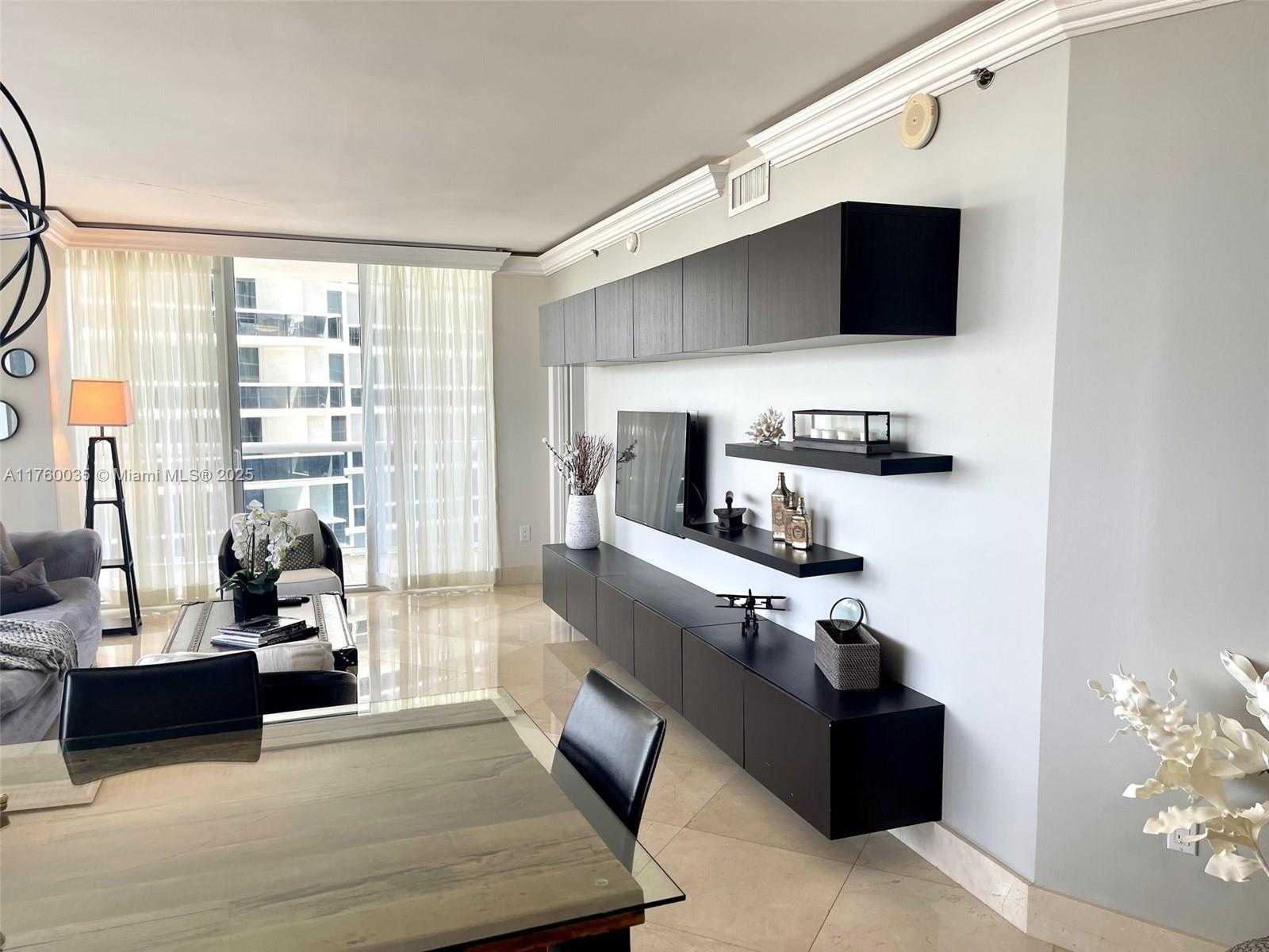 Small Image of 1830 SOUTH OCEAN DR #2408, Hallandale Beach Number 6