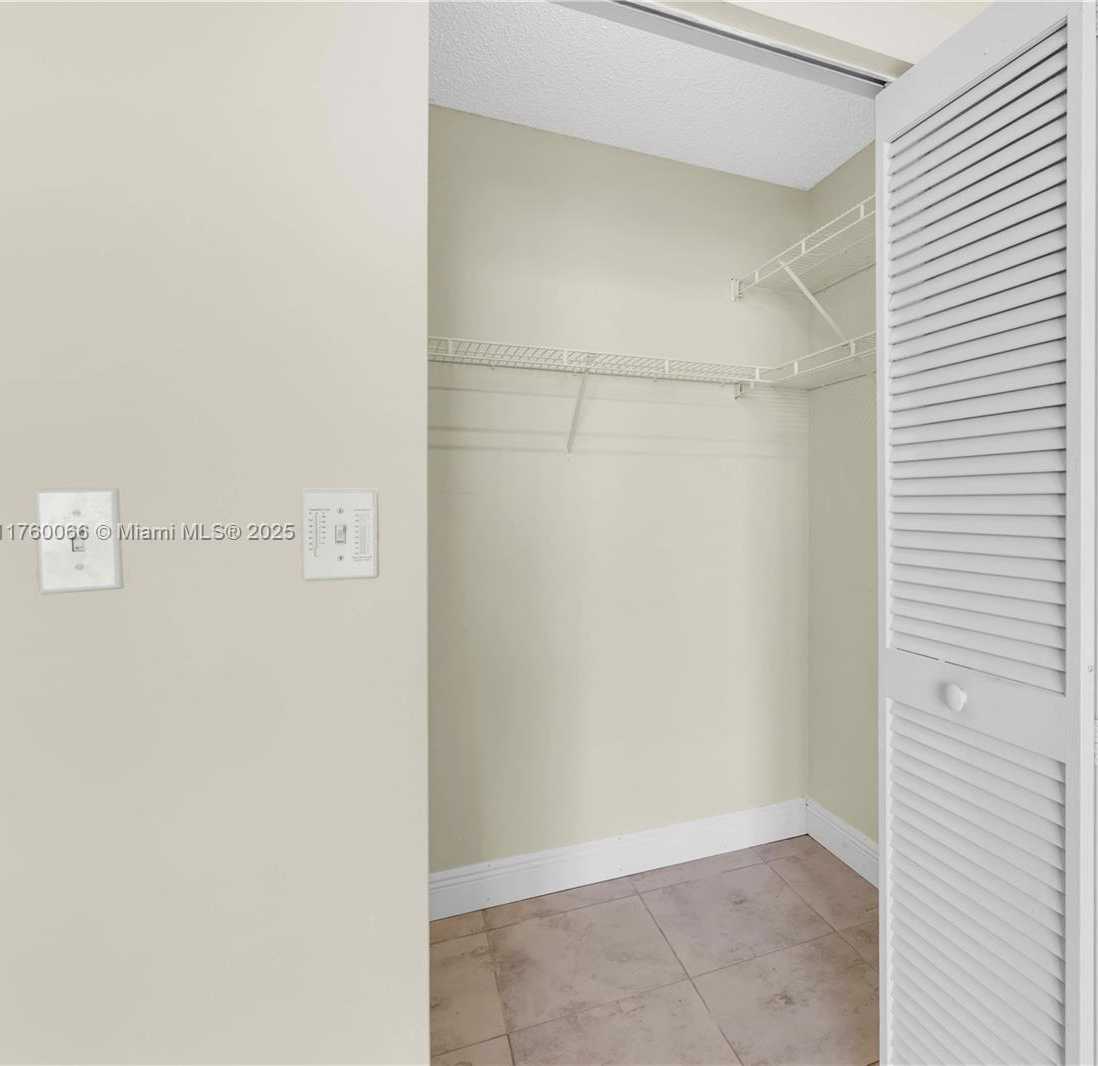 Small Image of 6767 COLLINS AVE #707, Miami Beach Number 23