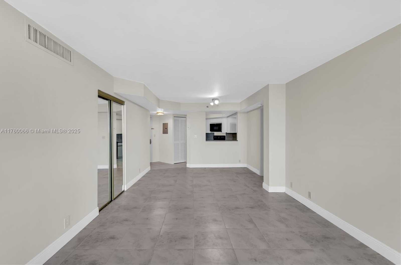 Small Image of 6767 COLLINS AVE #707, Miami Beach Number 7