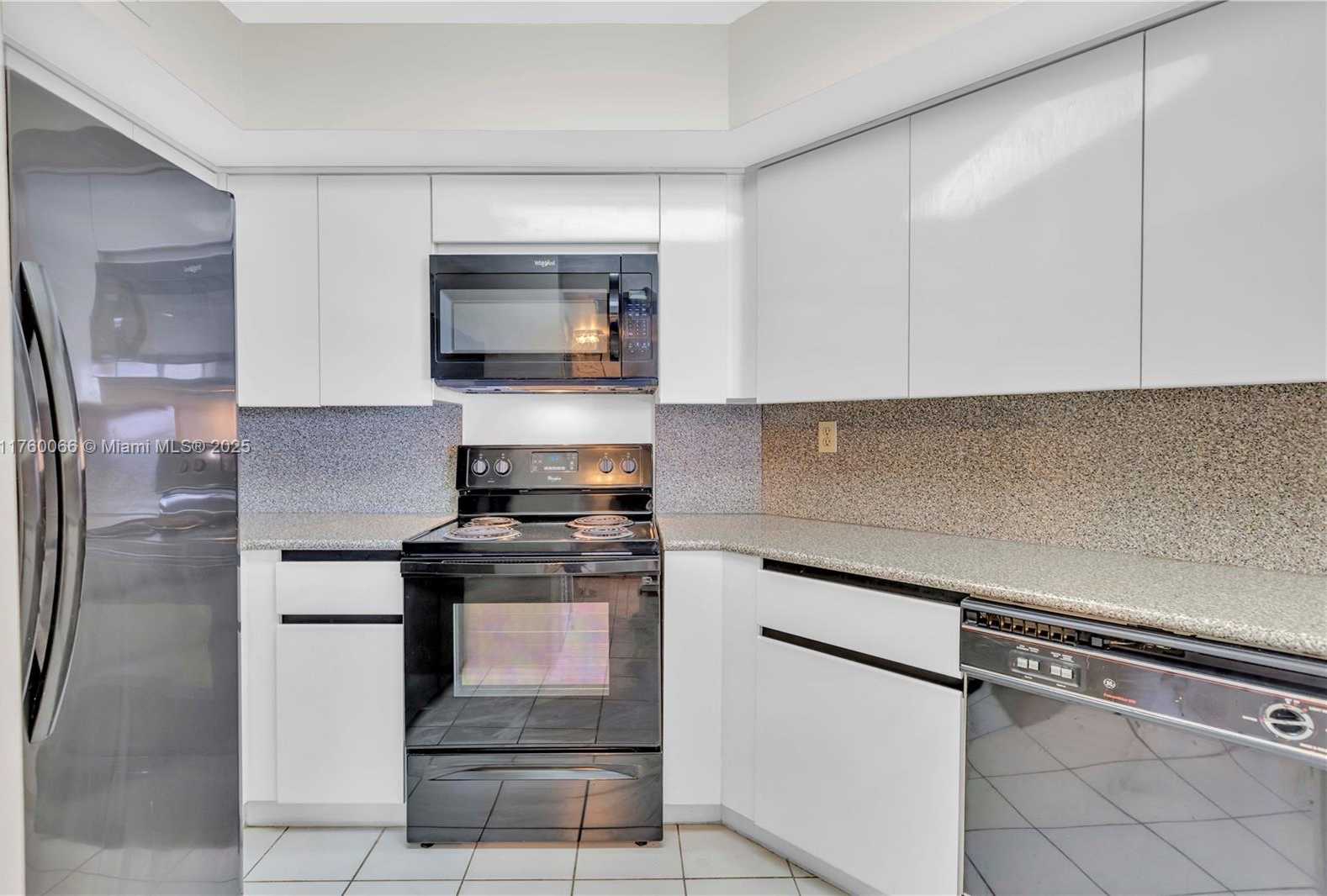 Small Image of 6767 COLLINS AVE #707, Miami Beach Number 9
