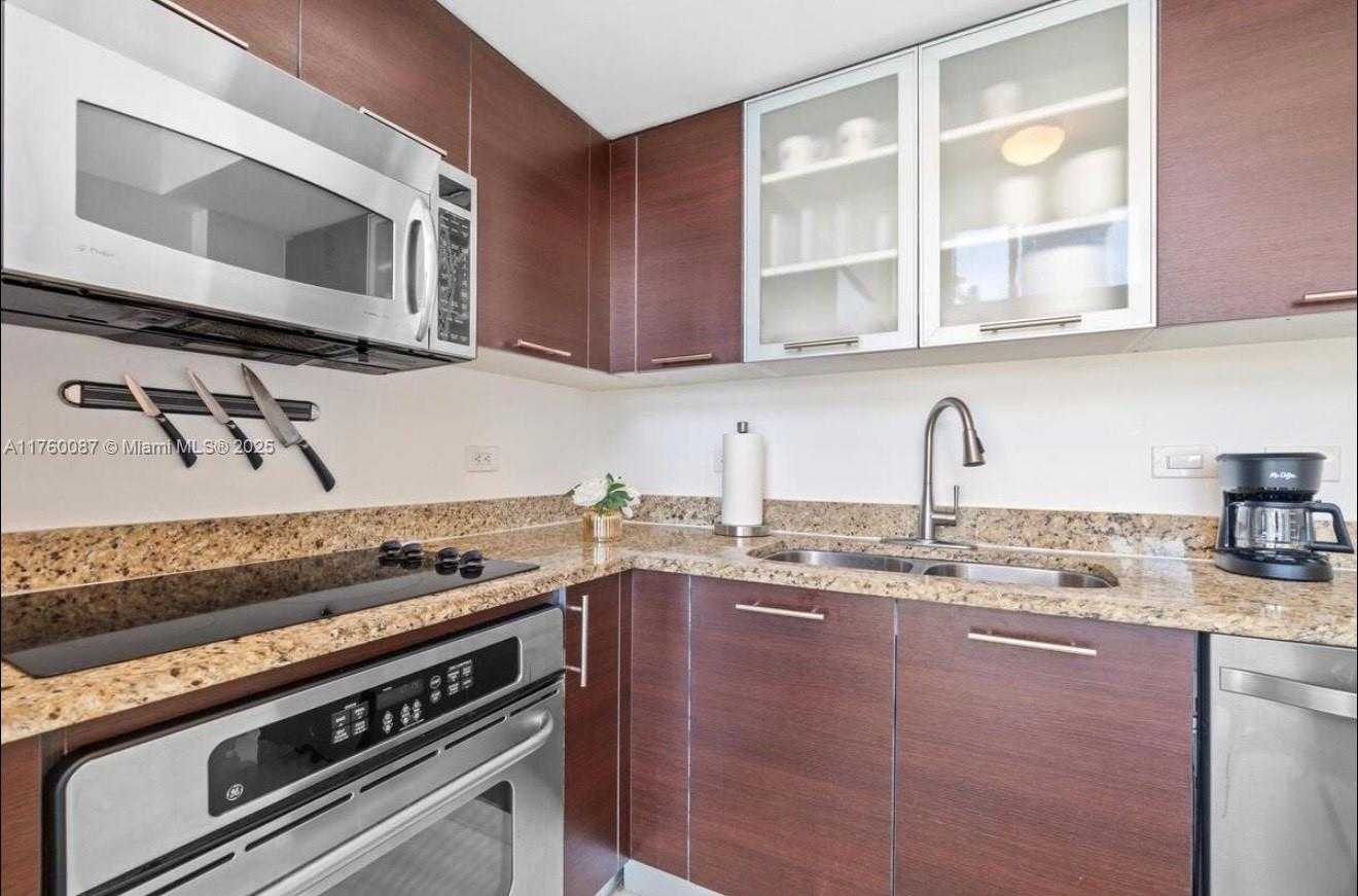 Small Image of 41 SOUTH EAST 5TH ST #2210, Miami Number 10