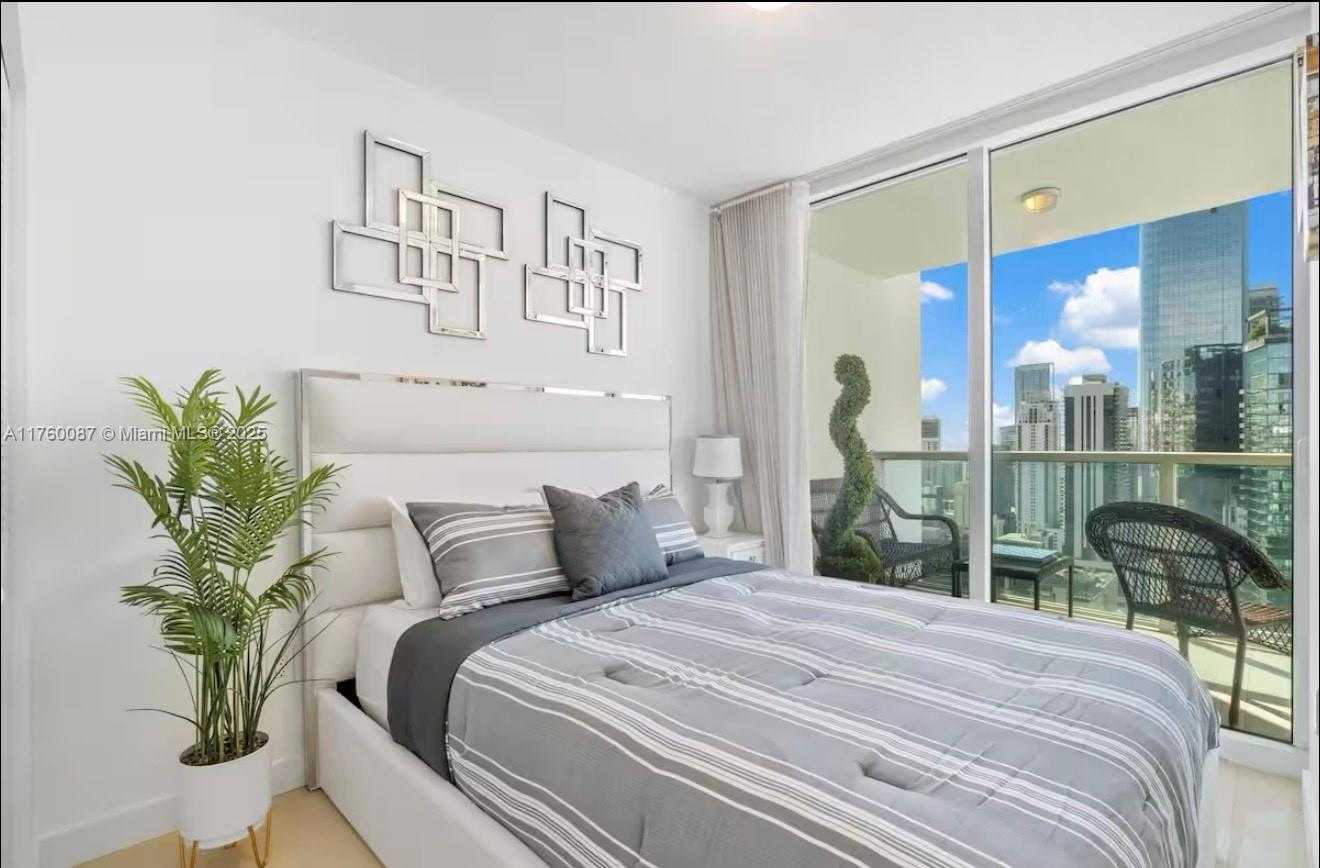 Small Image of 41 SOUTH EAST 5TH ST #2210, Miami Number 8