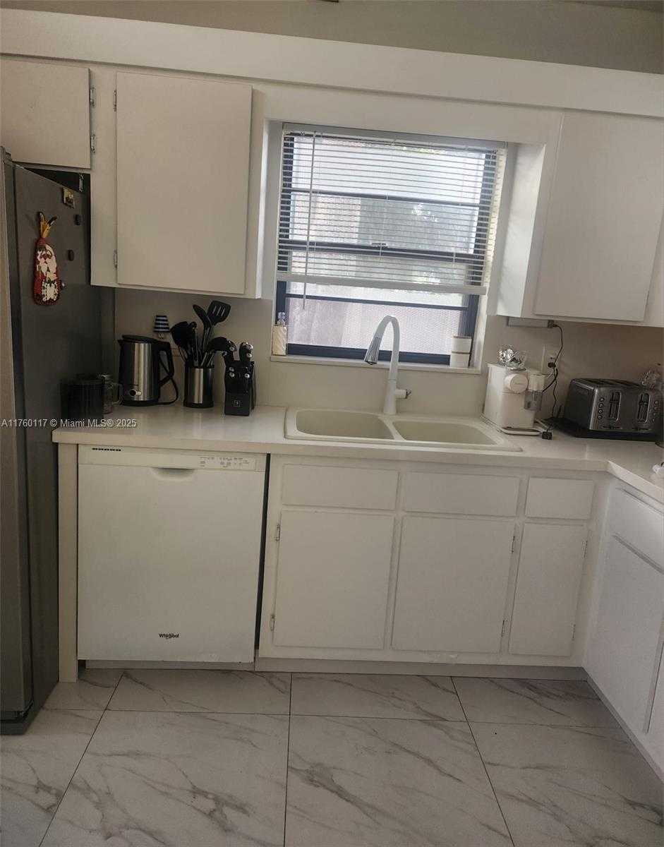 Small Image of 118 GATE RD #1-65, Hollywood Number 14