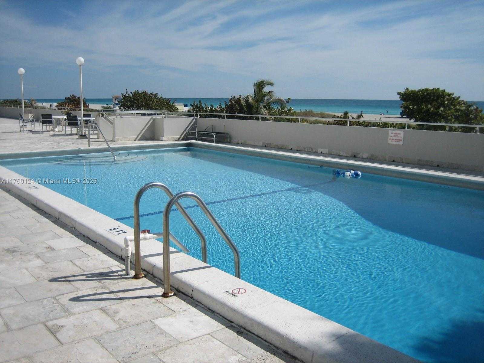 Small Image of 465 OCEAN DR #407, Miami Beach Number 22