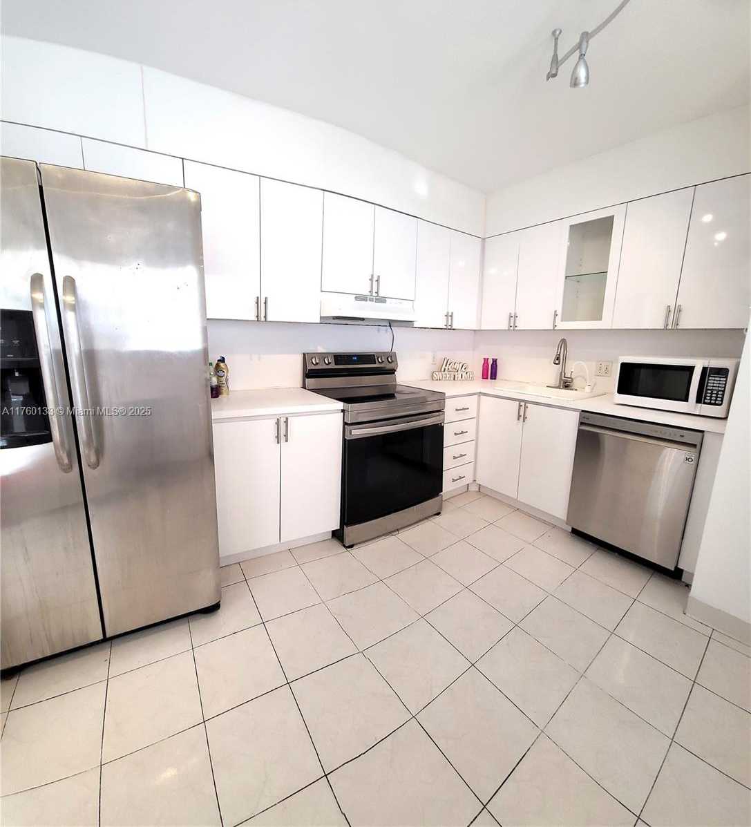 Small Image of 2801 NORTH EAST 183RD ST #504W, Aventura Number 10