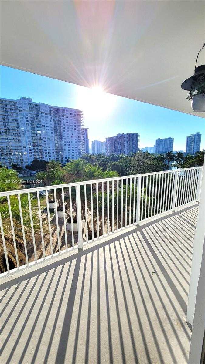 Small Image of 2801 NORTH EAST 183RD ST #504W, Aventura Number 22