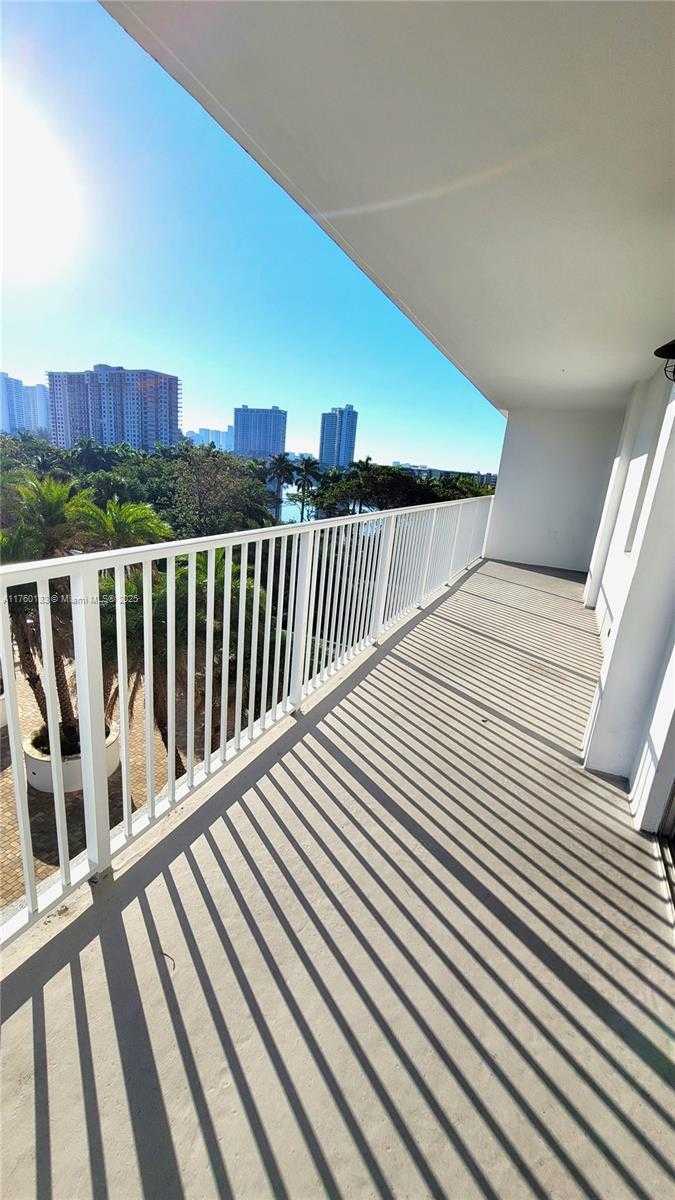 Small Image of 2801 NORTH EAST 183RD ST #504W, Aventura Number 23
