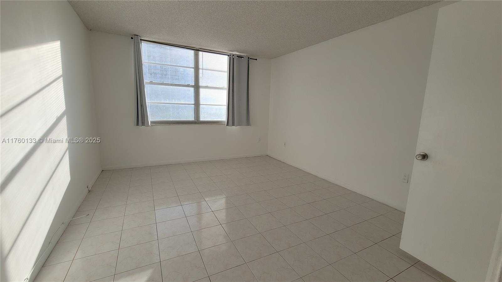 Small Image of 2801 NORTH EAST 183RD ST #504W, Aventura Number 25