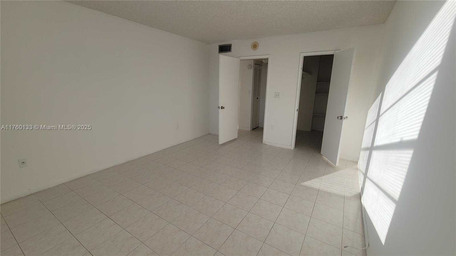 Small Image of 2801 NORTH EAST 183RD ST #504W, Aventura Number 26