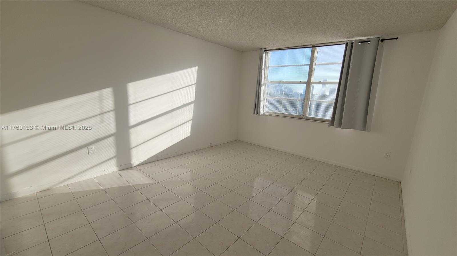 Small Image of 2801 NORTH EAST 183RD ST #504W, Aventura Number 27