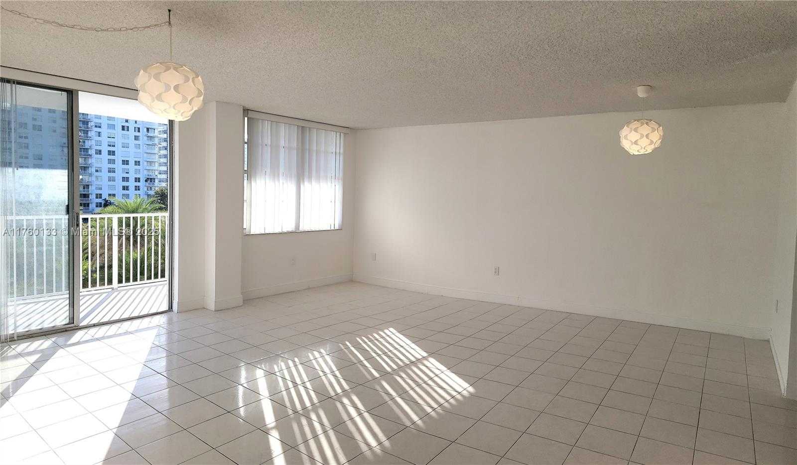 Small Image of 2801 NORTH EAST 183RD ST #504W, Aventura Number 4