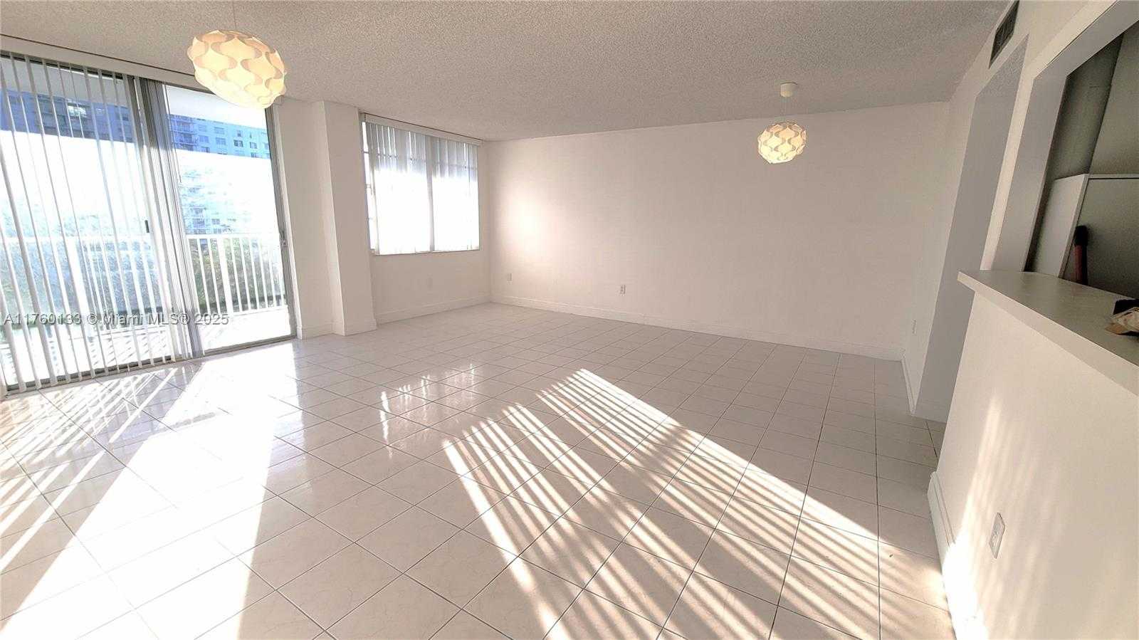 Small Image of 2801 NORTH EAST 183RD ST #504W, Aventura Number 6