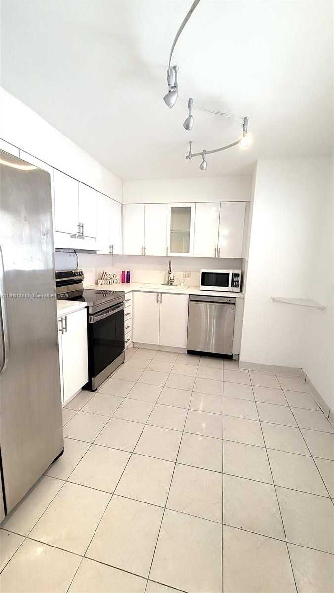 Small Image of 2801 NORTH EAST 183RD ST #504W, Aventura Number 9