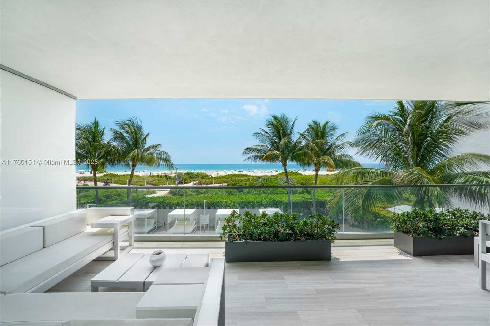 Small Image of 321 OCEAN DR #200, Miami Beach Number 25