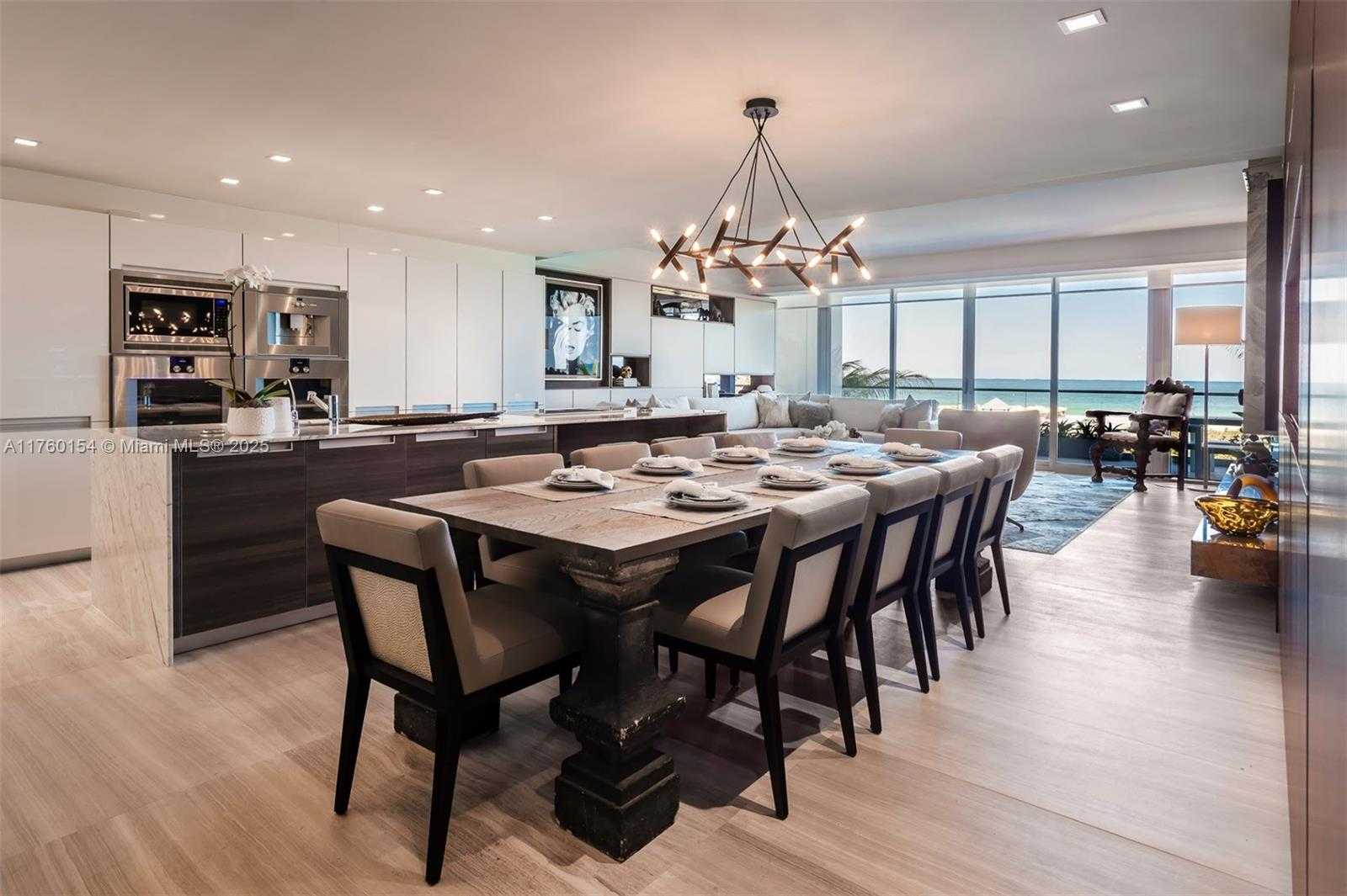 Small Image of 321 OCEAN DR #200, Miami Beach Number 3
