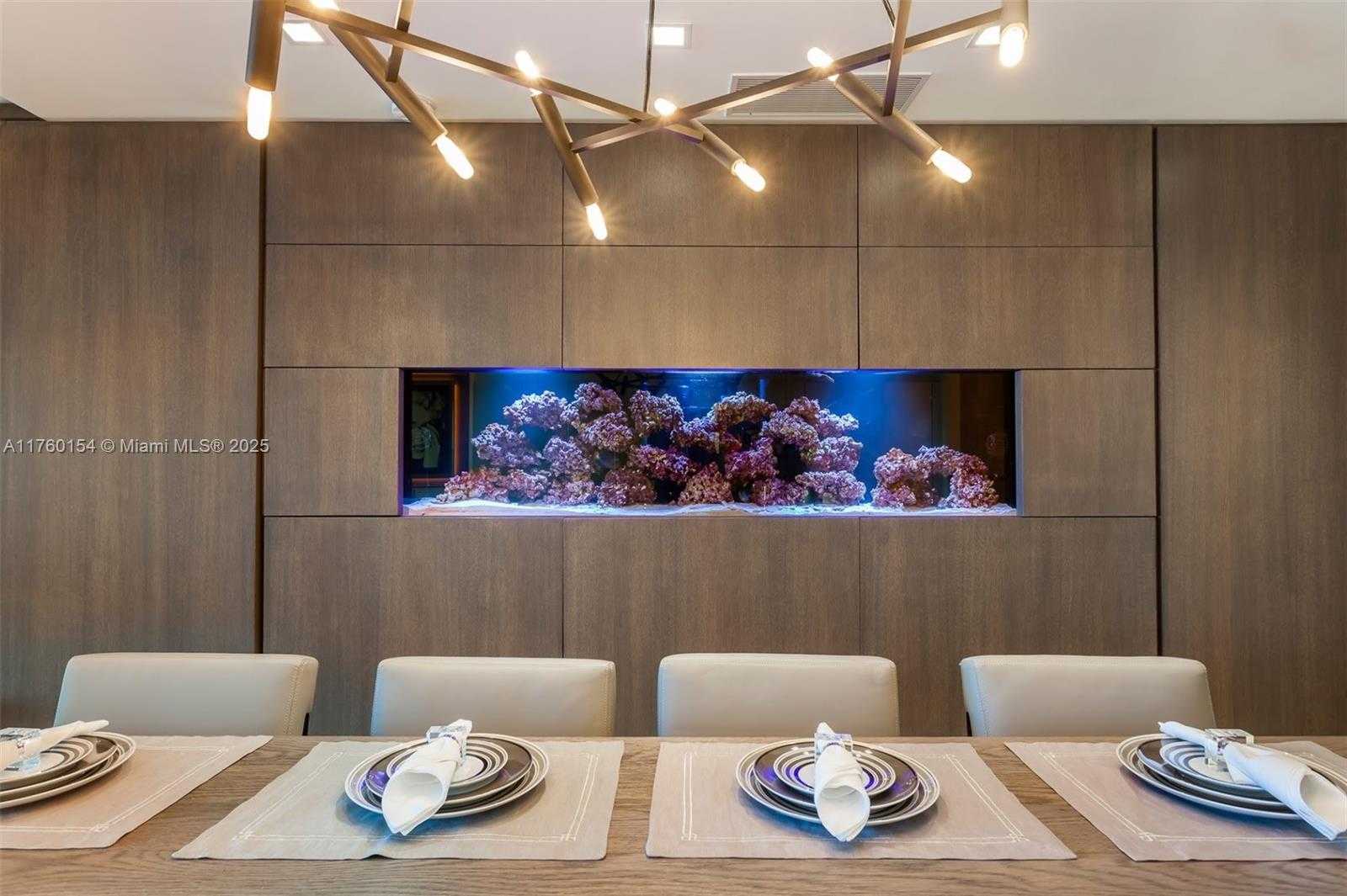 Small Image of 321 OCEAN DR #200, Miami Beach Number 5