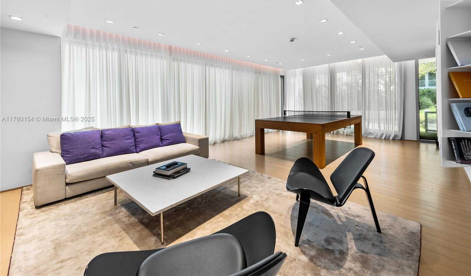 Small Image of 321 OCEAN DR #200, Miami Beach Number 78