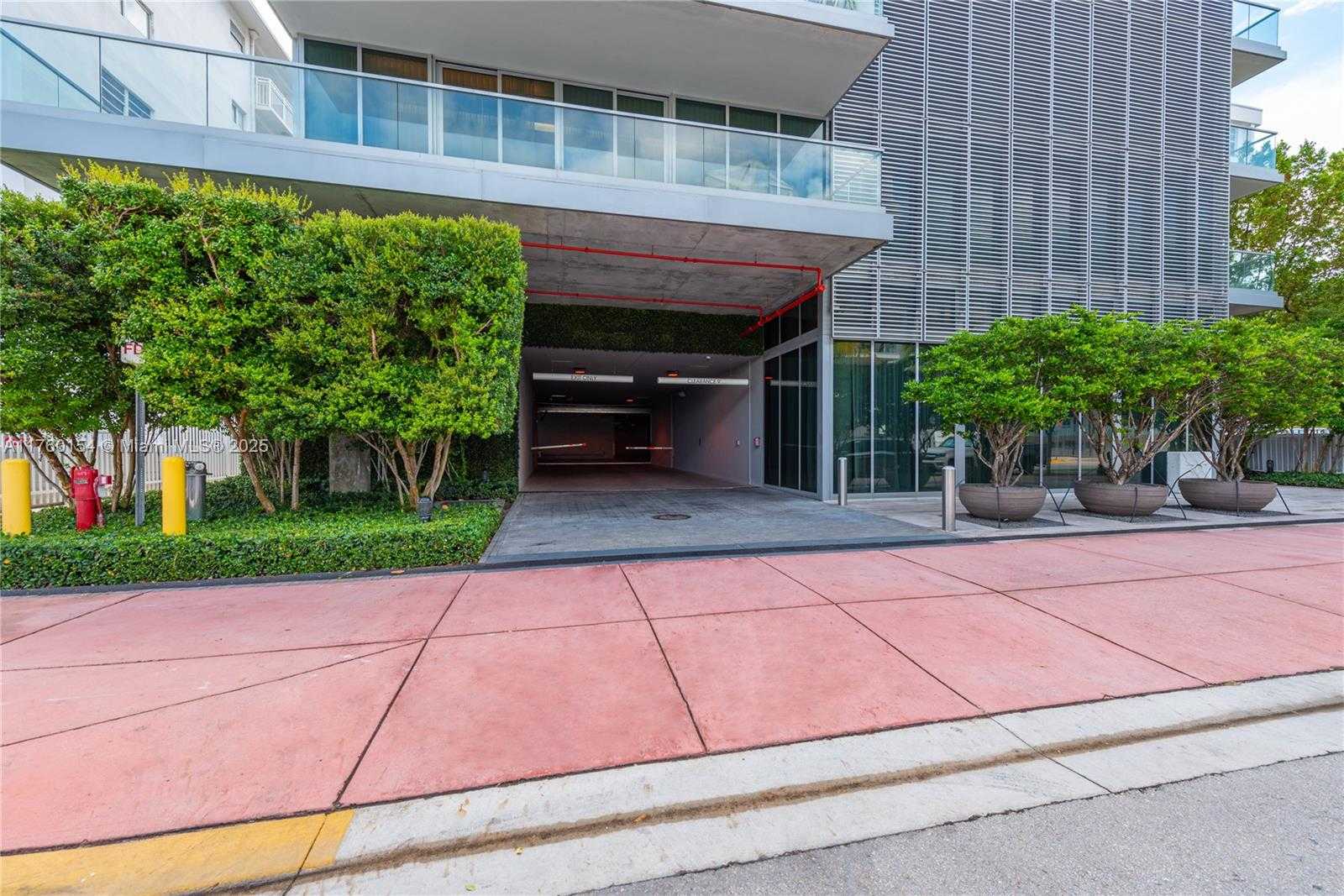 Small Image of 321 OCEAN DR #200, Miami Beach Number 86