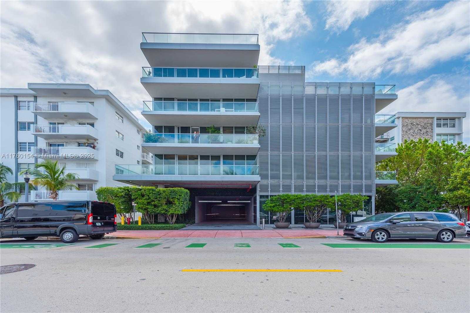 Small Image of 321 OCEAN DR #200, Miami Beach Number 87