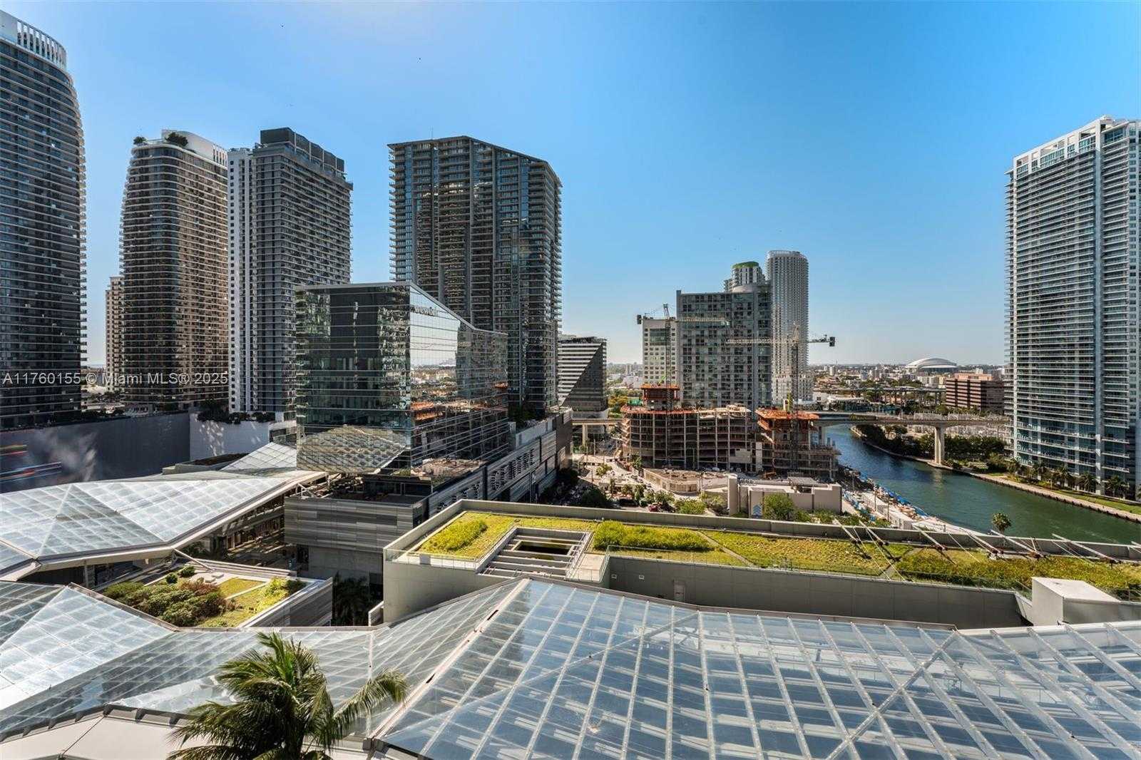 Small Image of 68 SOUTH EAST 6TH ST #1404, Miami Number 26
