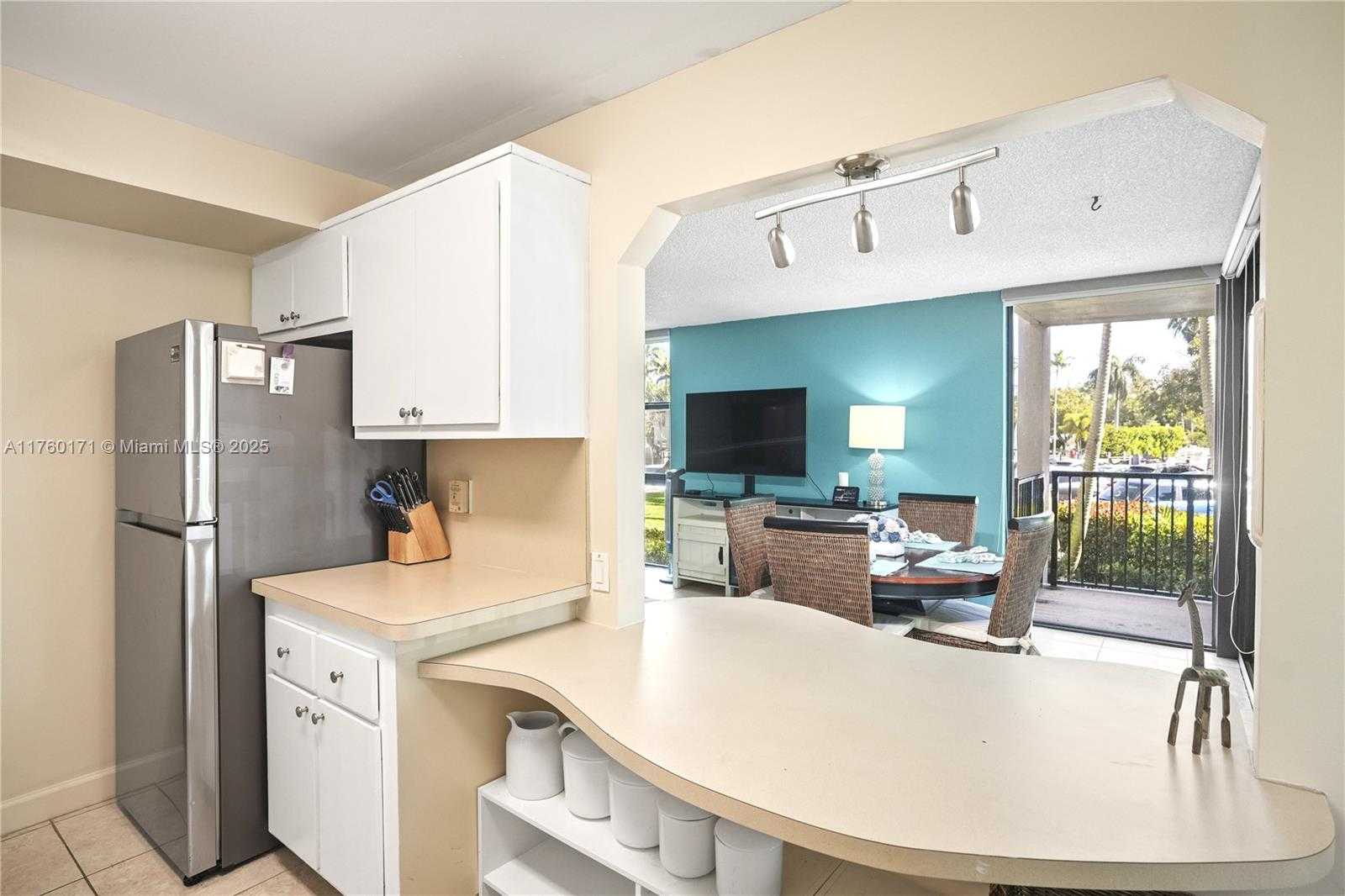 Small Image of 1301 RIVER REACH DR #110, Fort Lauderdale Number 13