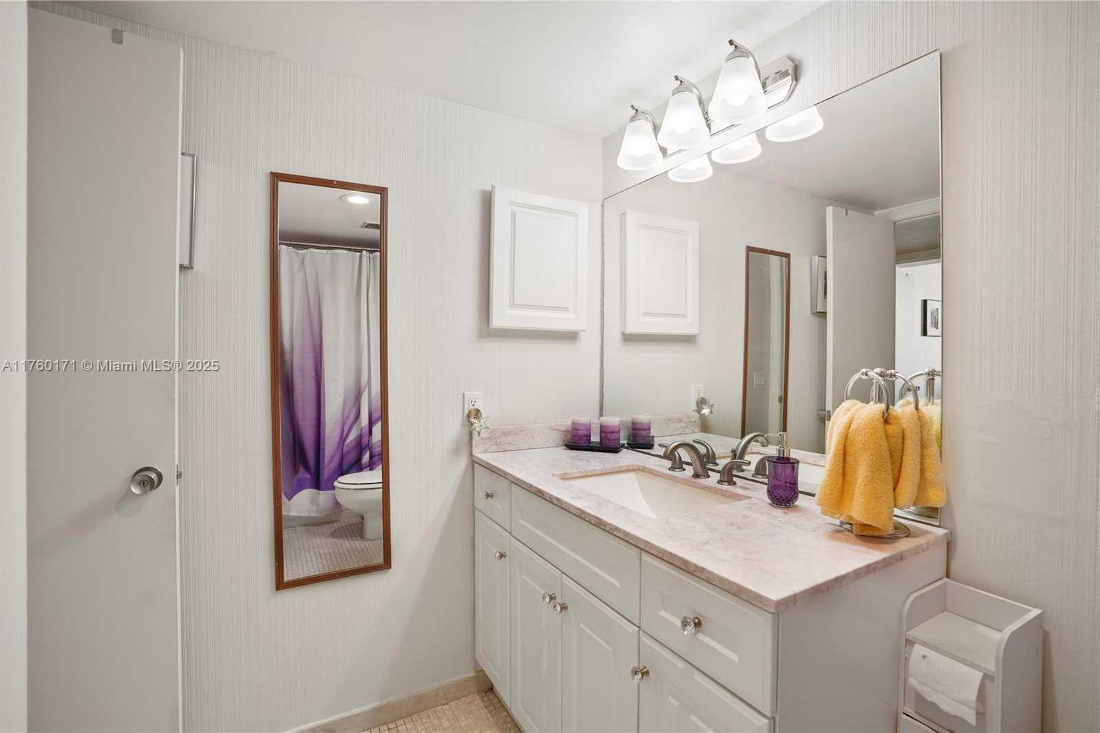 Small Image of 1301 RIVER REACH DR #110, Fort Lauderdale Number 20