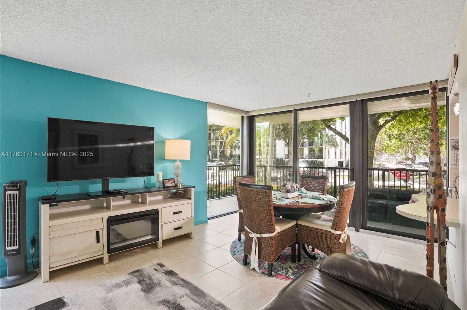 Small Image of 1301 RIVER REACH DR #110, Fort Lauderdale Number 7