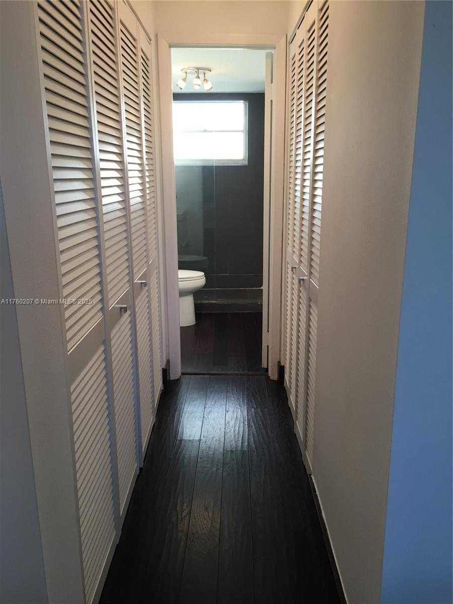 Small Image of 1610 LENOX AVE #503, Miami Beach Number 12