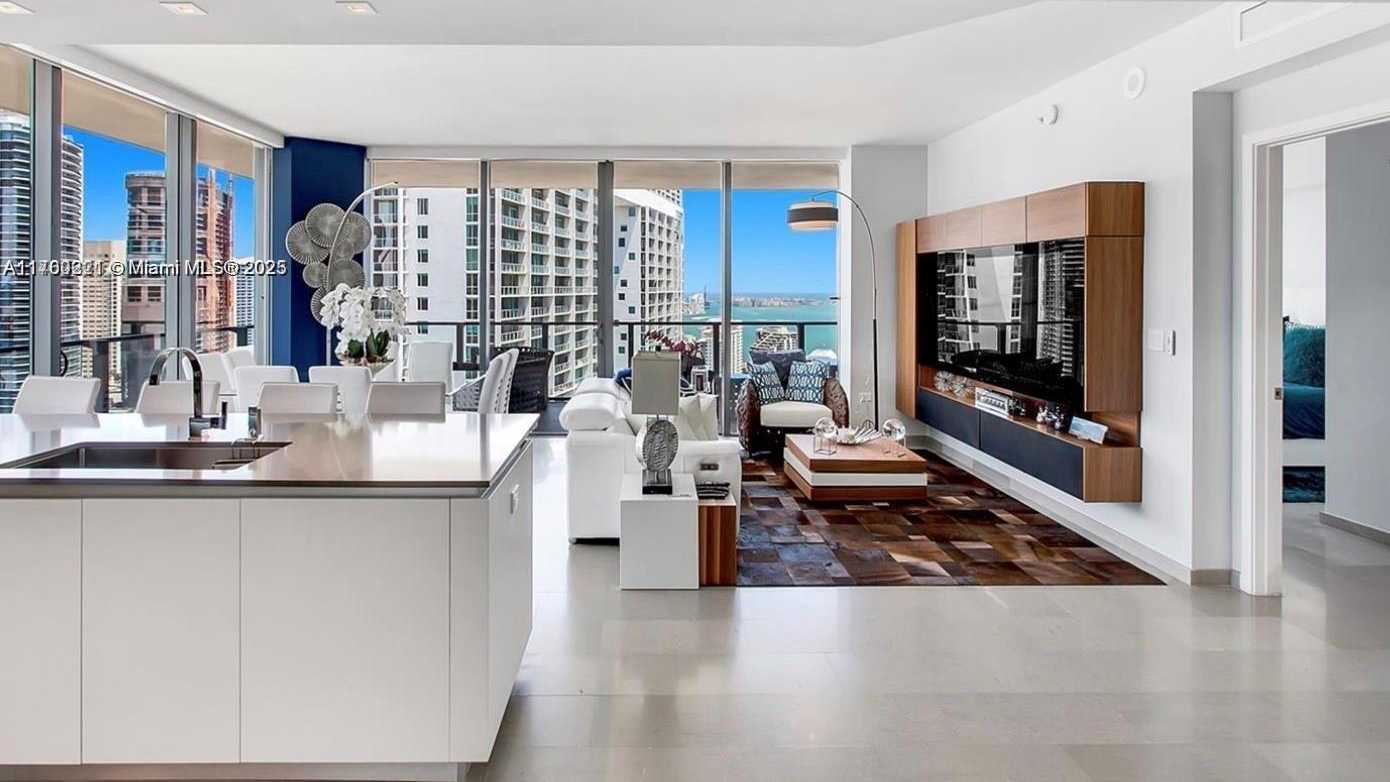 Small Image of 68 SOUTH EAST 6TH ST #3111, Miami Number 8