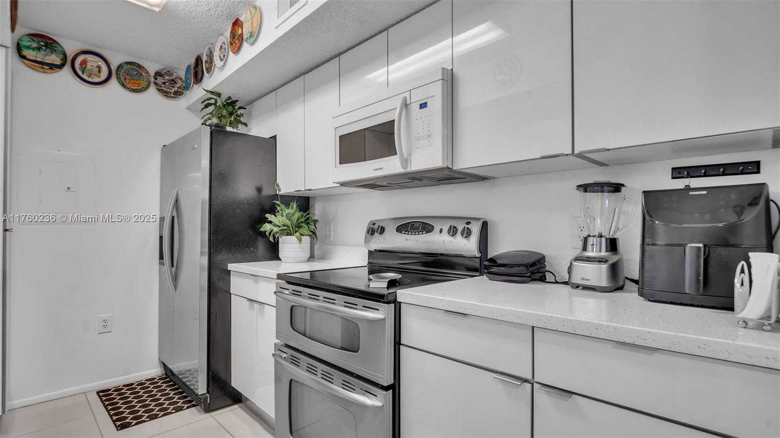 Small Image of 15591 SOUTH WEST 105TH TER #524, Miami Number 10