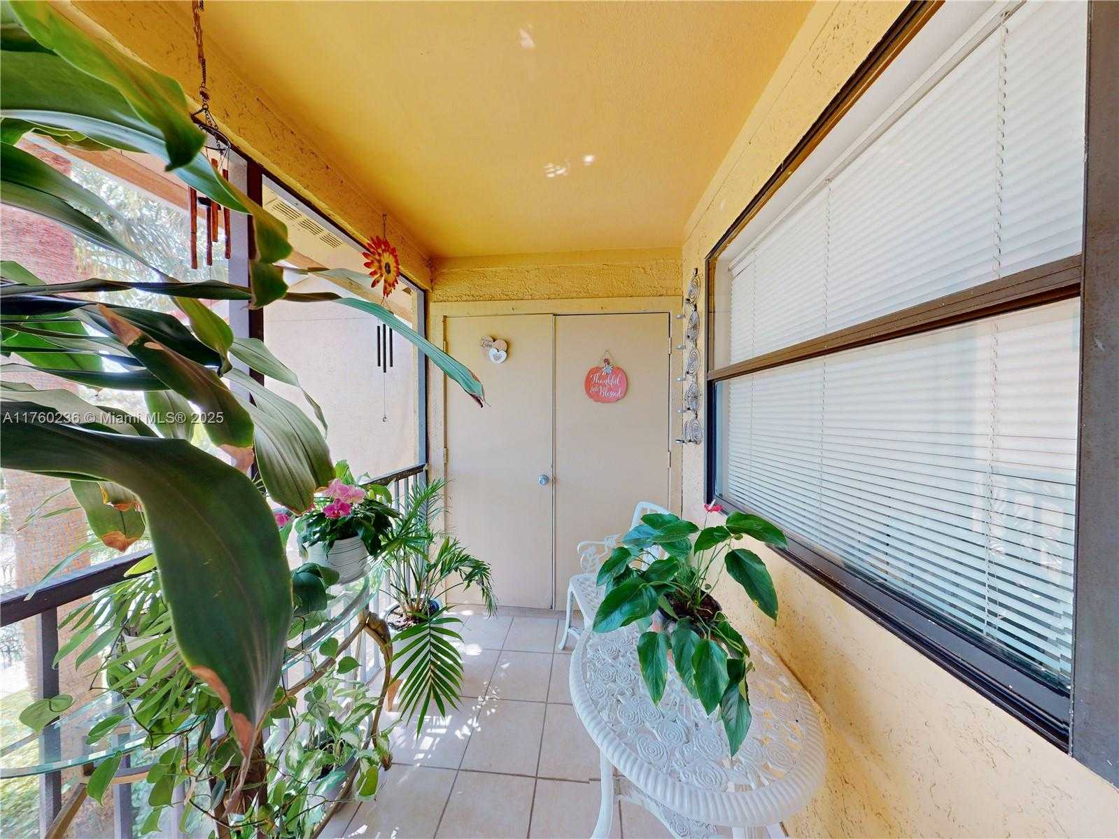 Small Image of 15591 SOUTH WEST 105TH TER #524, Miami Number 30