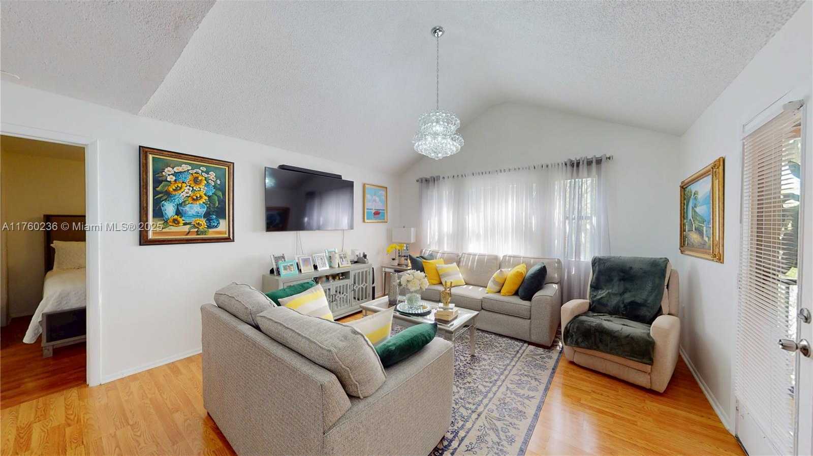 Small Image of 15591 SOUTH WEST 105TH TER #524, Miami Number 4