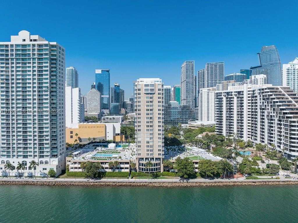 Small Image of 770 CLAUGHTON ISLAND DR #2111, Miami Number 25