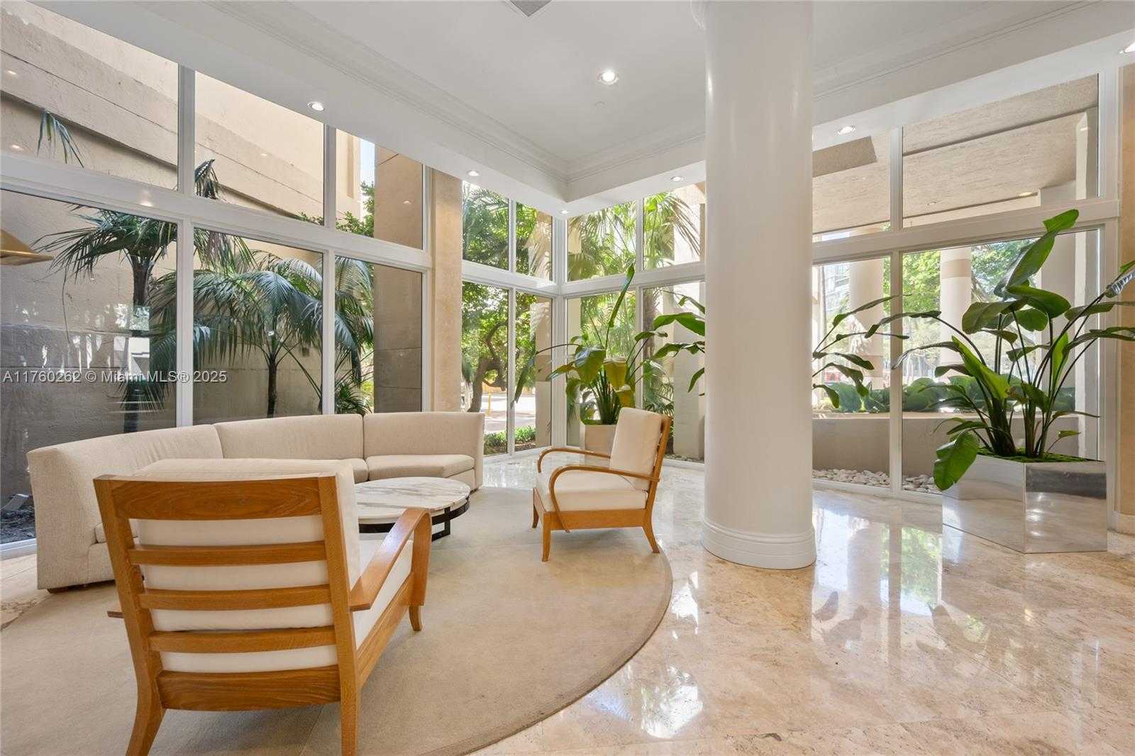 Small Image of 770 CLAUGHTON ISLAND DR #2111, Miami Number 28