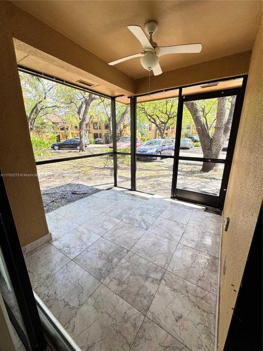 Small Image of 15525 MIAMI LAKEWAY N #102, Miami Lakes Number 16