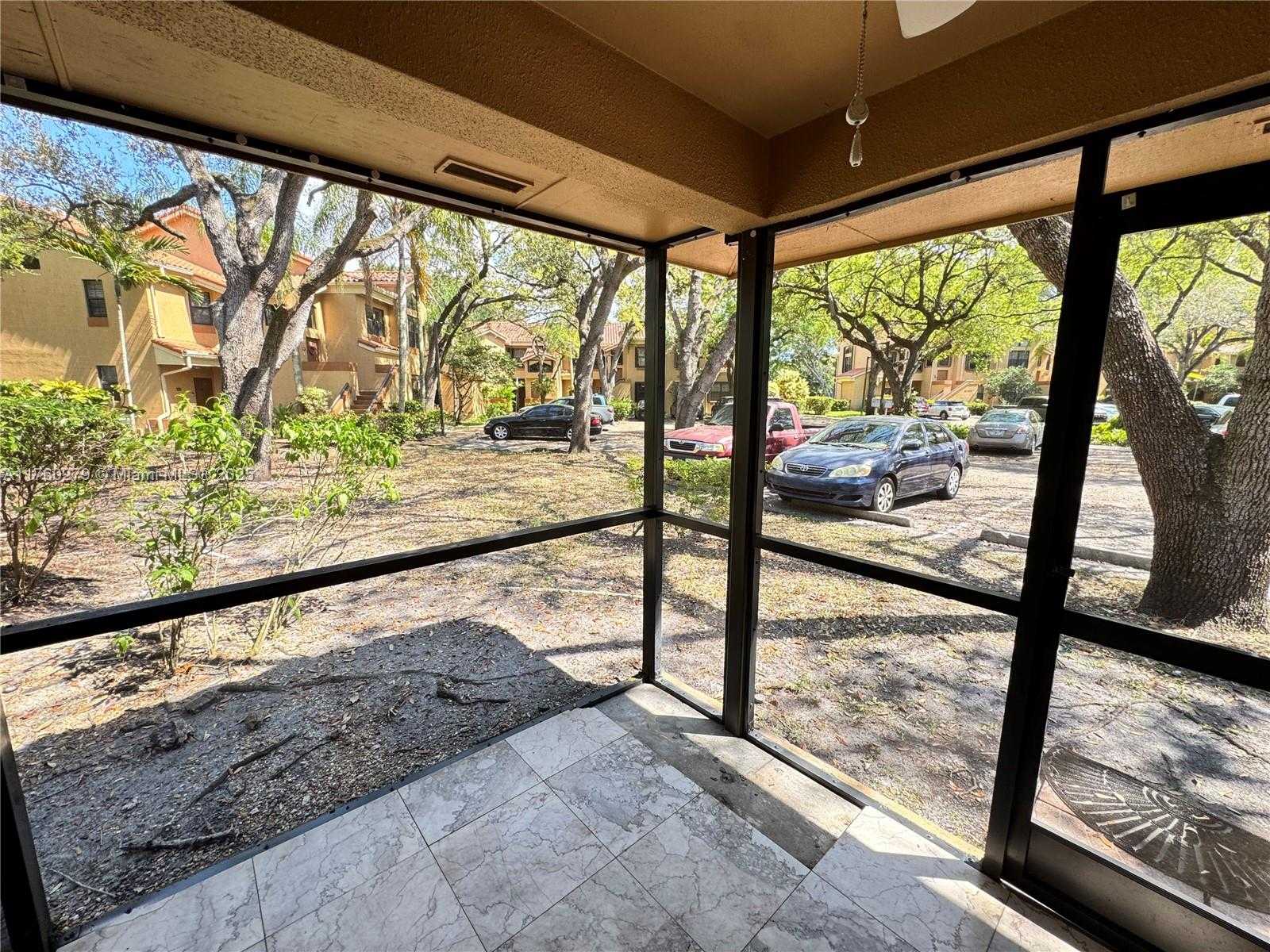 Small Image of 15525 MIAMI LAKEWAY N #102, Miami Lakes Number 18
