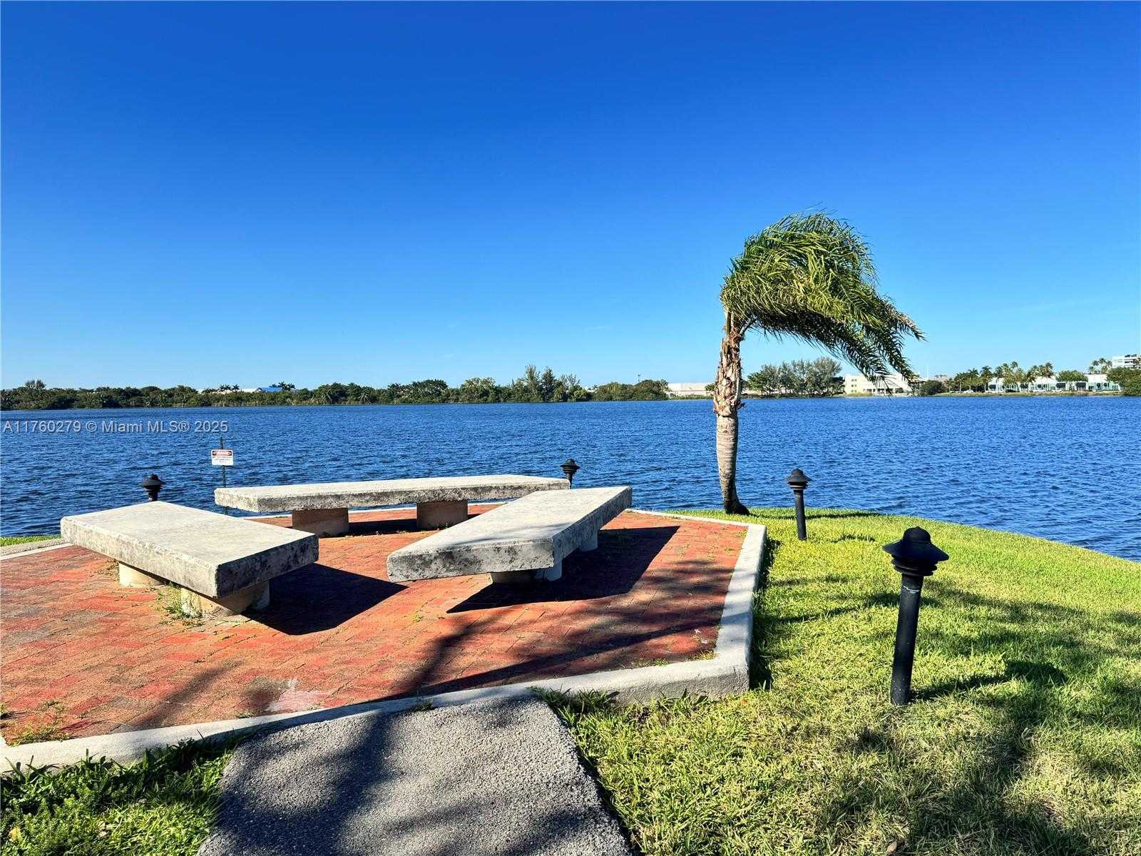 Small Image of 15525 MIAMI LAKEWAY N #102, Miami Lakes Number 32