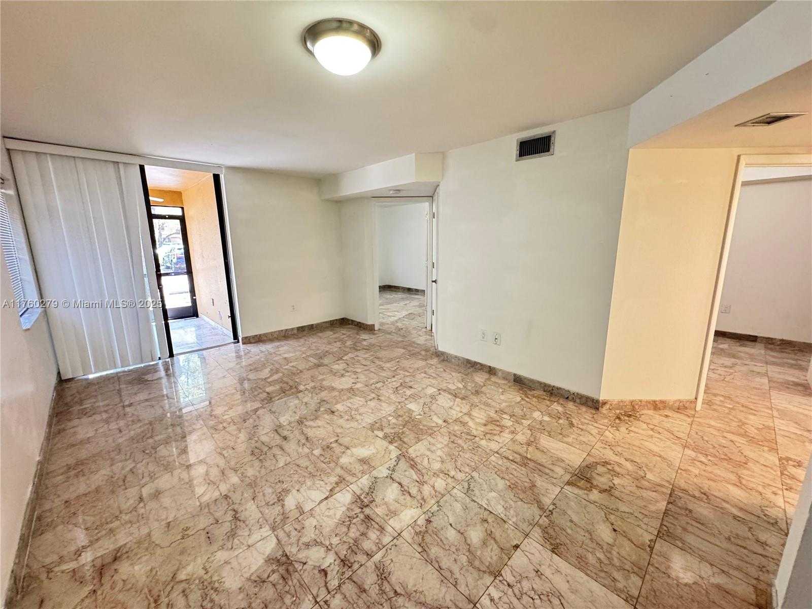 Small Image of 15525 MIAMI LAKEWAY N #102, Miami Lakes Number 5