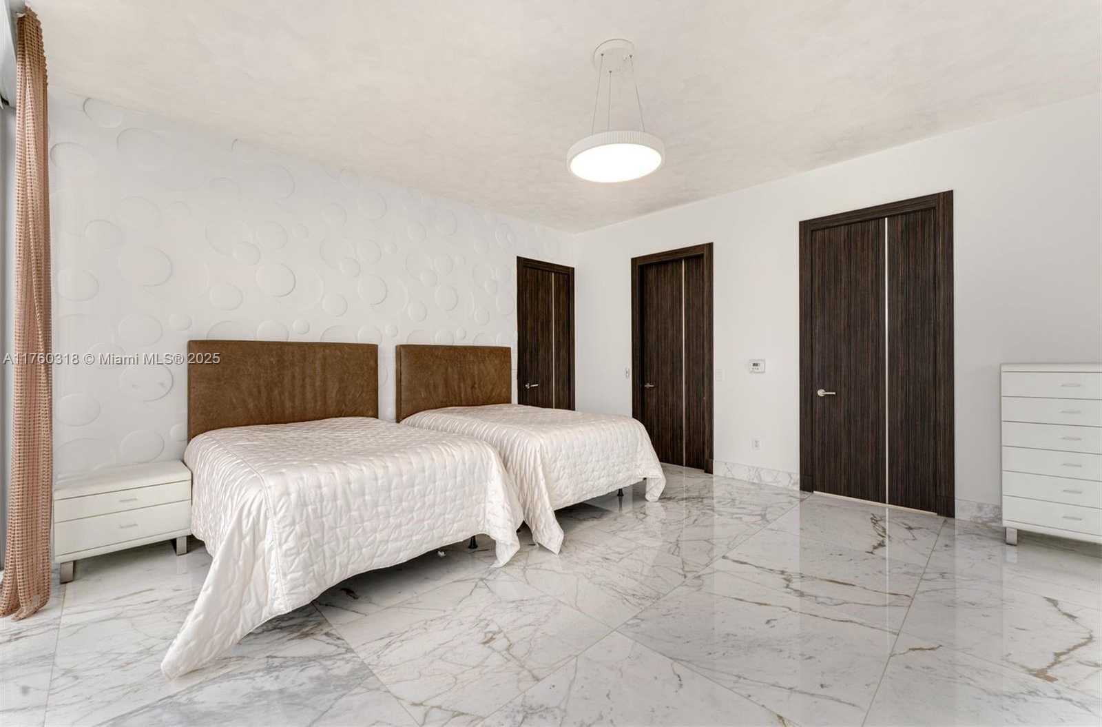 Small Image of 9705 COLLINS AVE #2204N & 2205N, Bal Harbour Number 22